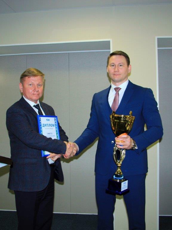 Генеральный директор ООО «Газпром трансгаз Краснодар» Денис Васюков и главный инженер Майкопского ЛПУМГ Владимир Ившин