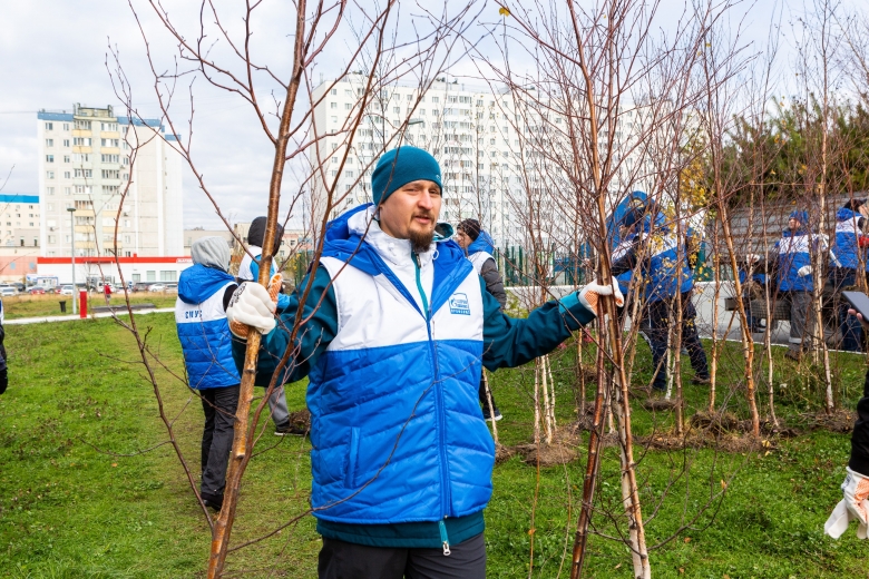 Работники Сургутского ЗСК участвуют в экологической акции