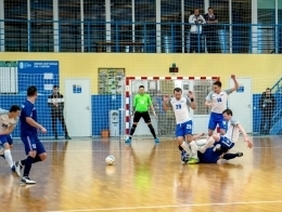 Футболисты