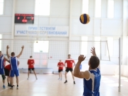 В спорткомплексе в поселке Южном прошли волейбольные и баскетбольные соревнования