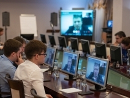 На заседании