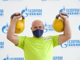 Соревнования по рывку гирь